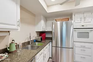 17404 N 99th Ave, Sun City, AZ 85373 - Photo 11