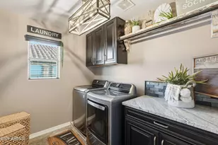 25855 N Sandstone Way, Surprise, AZ 85387 - Photo 27