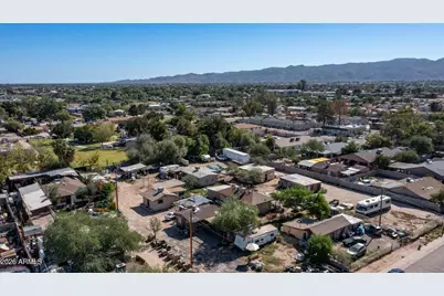5437 S 4th Street, Phoenix, AZ 85040 - Photo 1