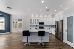 8039 W Clara Ln, Peoria, AZ 85382 - Photo 11