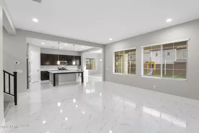 3511 E Crest Lane, Phoenix, AZ 85050 - Photo 13