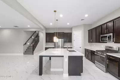 3511 E Crest Lane, Phoenix, AZ 85050 - Photo 11