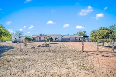 29921 W Roosevelt Street, Buckeye, AZ 85396 - Photo 9