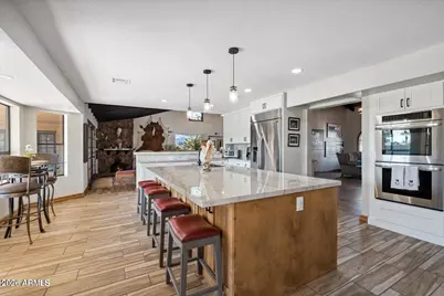 4233 W Sandra Terrace, Phoenix, AZ 85053 - Photo 3