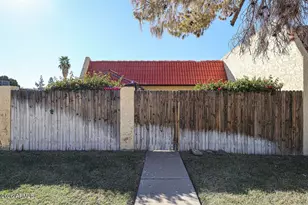 3326 W Tangerine Ln W, Phoenix, AZ 85051 - Photo 13