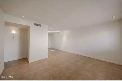 3326 W Tangerine Lane W, Phoenix, AZ 85051 - Photo 5