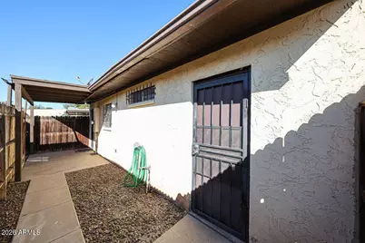 3326 W Tangerine Lane W, Phoenix, AZ 85051 - Photo 19