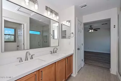 40844 N Trailhead Way, Phoenix, AZ 85086 - Photo 25