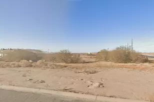 8100 W Serena Dr, Arizona City, AZ 85123 - Photo 1