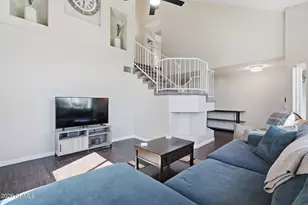 1114 S Surfside Dr, Gilbert, AZ 85233 - Photo 9