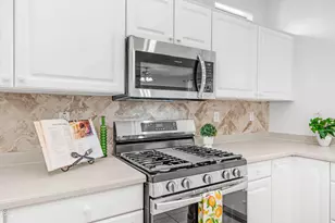 15109 W Rounders Dr, Surprise, AZ 85374 - Photo 3