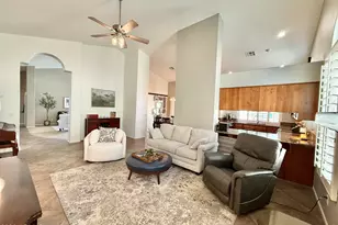 208 E South Fork Dr, Phoenix, AZ 85048 - Photo 13