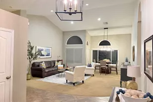 208 E South Fork Dr, Phoenix, AZ 85048 - Photo 33