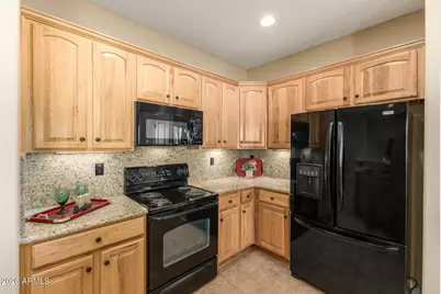 13766 W Junipero Drive, Sun City West, AZ 85375 - Photo 15