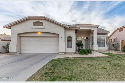 1142 N Joshua Tree Lane, Gilbert, AZ 85234 - Photo 1