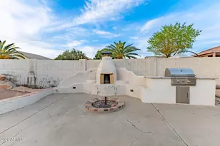 1142 N Joshua Tree Ln, Gilbert, AZ 85234 - Photo 21