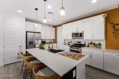 9916 E Texas Avenue, Mesa, AZ 85212 - Photo 3