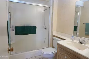 10034 W Hawthorn Dr, Sun City, AZ 85351 - Photo 9