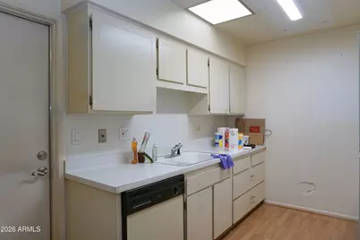 10034 W Hawthorn Drive, Sun City, AZ 85351 - Photo 19