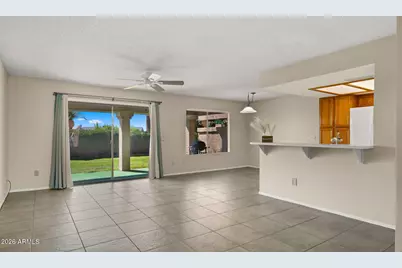 9425 W McRae Way, Peoria, AZ 85382 - Photo 5