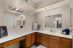 9425 W McRae Way, Peoria, AZ 85382 - Photo 7