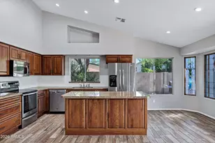 4315 E Rocky Slope Dr, Phoenix, AZ 85044 - Photo 17