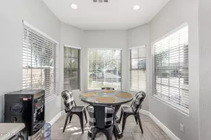 44992 W Paitilla Ln, Maricopa, AZ 85139 - Photo 9