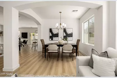 18527 W Caribbean Lane, Surprise, AZ 85388 - Photo 11