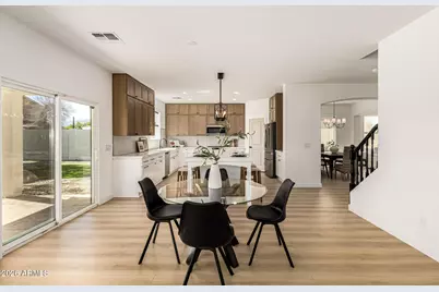 18527 W Caribbean Lane, Surprise, AZ 85388 - Photo 15