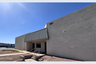 701 N Golden Key Street, Gilbert, AZ 85233 - Photo 3