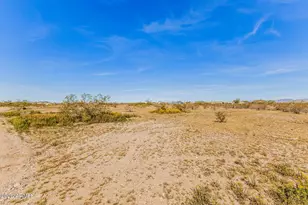 22102 W Quail Run Rd, Wittmann, AZ 85361 - Photo 1