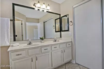 13253 W Paradise Lane, Surprise, AZ 85374 - Photo 21