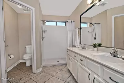 13253 W Paradise Lane, Surprise, AZ 85374 - Photo 21