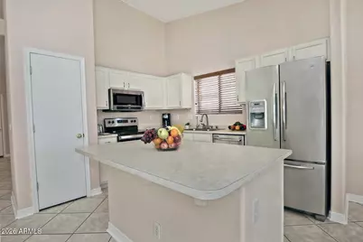 13253 W Paradise Lane, Surprise, AZ 85374 - Photo 11