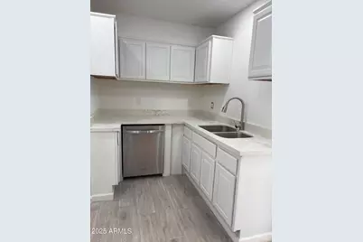 3319 W Edgemont Avenue, Phoenix, AZ 85009 - Photo 3