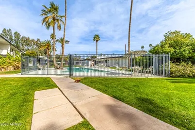 3242 E Camelback Road #102, Phoenix, AZ 85018 - Photo 23