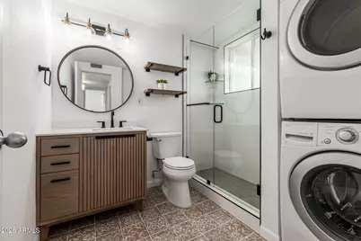 3242 E Camelback Road #102, Phoenix, AZ 85018 - Photo 17