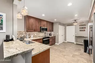 6722 N 78th Pl, Scottsdale, AZ 85250 - Photo 9