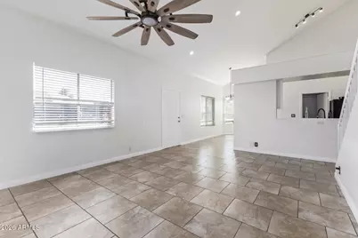 8902 W Vale Drive, Phoenix, AZ 85037 - Photo 5