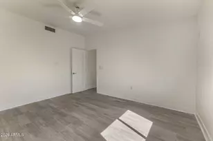 7103 W Vogel Ave, Peoria, AZ 85345 - Photo 15