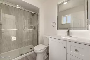 7103 W Vogel Ave, Peoria, AZ 85345 - Photo 11