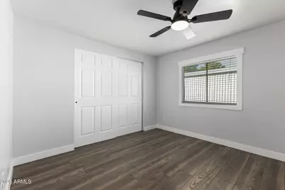 16022 N 70th Avenue, Peoria, AZ 85382 - Photo 17