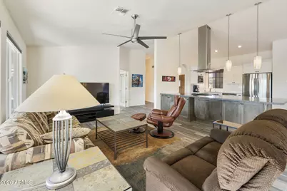 10425 E Minnesota Avenue, Sun Lakes, AZ 85248 - Photo 13