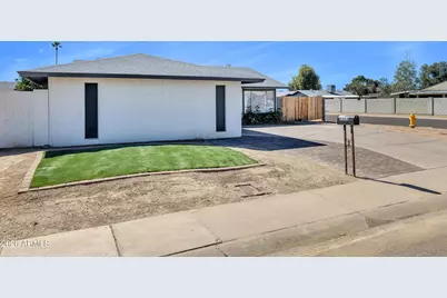 5543 W Golden Lane, Glendale, AZ 85302 - Photo 3