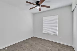 5543 W Golden Ln, Glendale, AZ 85302 - Photo 15