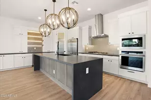 7379 W Lisbon Ln, Peoria, AZ 85381 - Photo 13