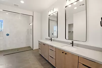 7379 W Lisbon Lane, Peoria, AZ 85381 - Photo 21