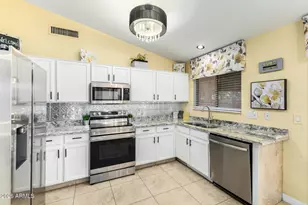 30475 N Royal Oak Way, San Tan Valley, AZ 85143 - Photo 17