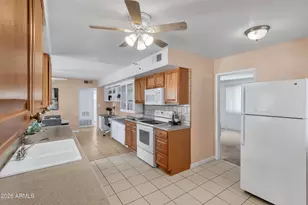 10210 W Sun City Blvd, Sun City, AZ 85351 - Photo 11