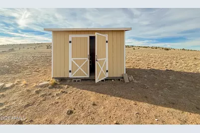 51880 N Gold Plains Road, Seligman, AZ 86337 - Photo 23